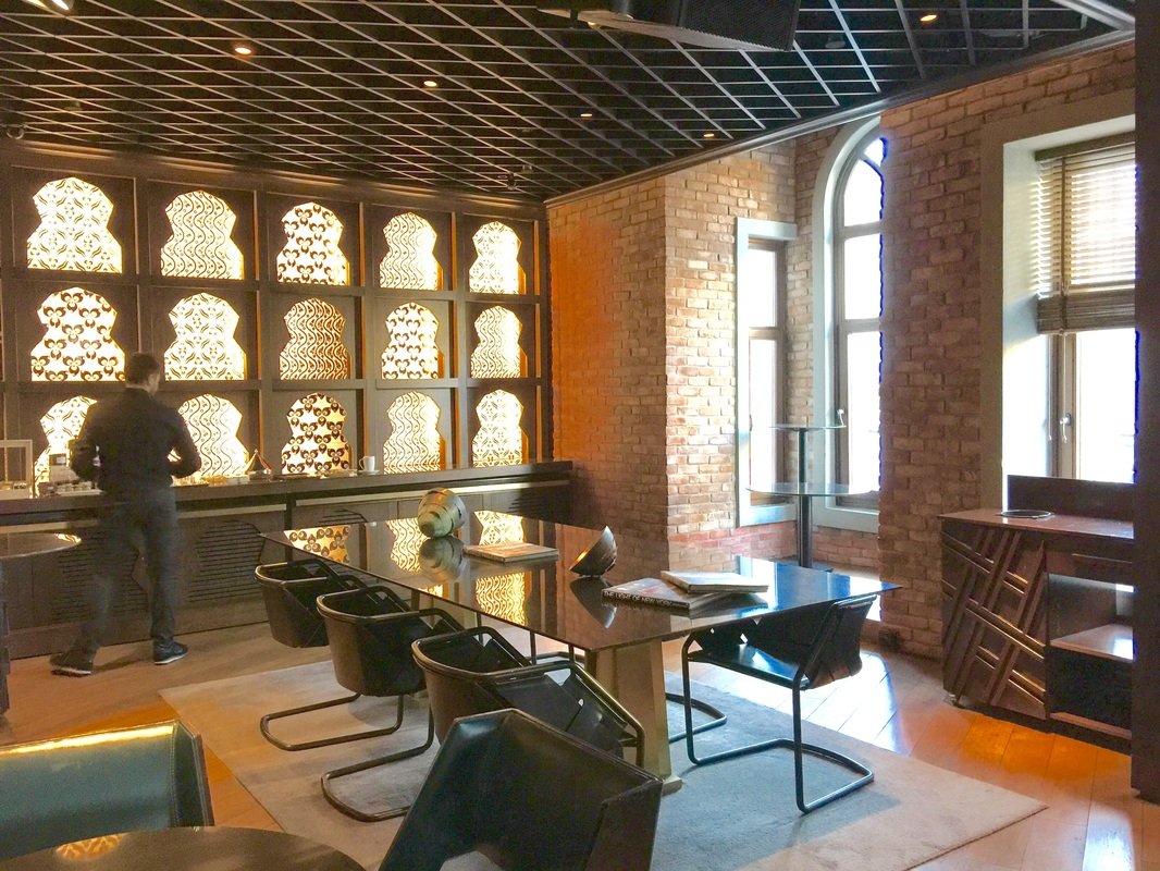 W Istanbul Review